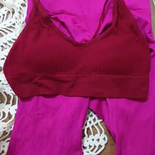 شلوارک نیم تنه تو