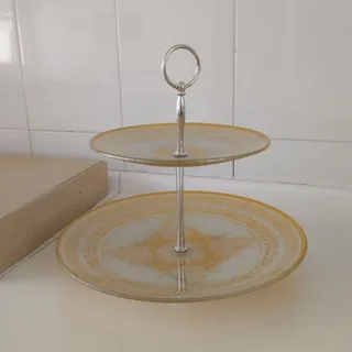 شیرینی خوری