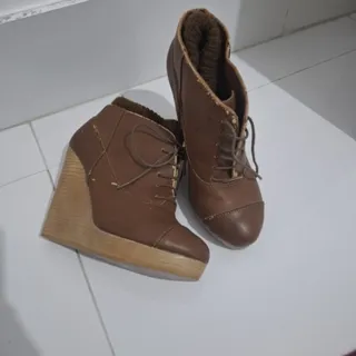 نیم  بوت قهوه ایی زنانه