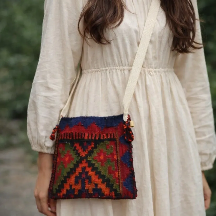 کیف گلیمی دوشی