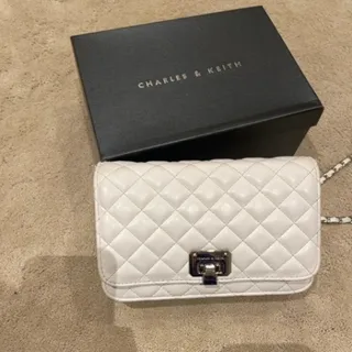 کیف سفید چارلز اند کیت