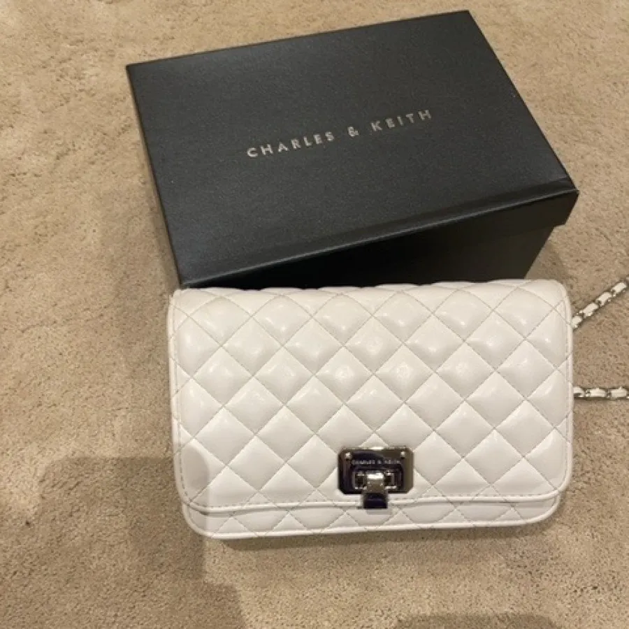 کیف سفید چارلز اند کیت