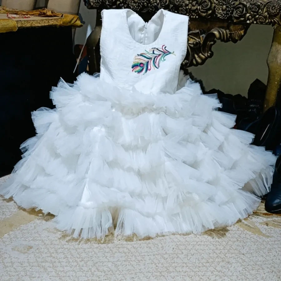 لباس مجلسی بچگانه
