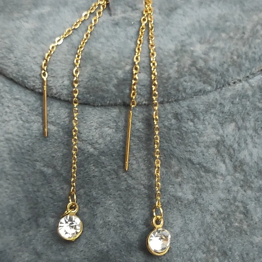 گوشواره بخیه ای تک نگین