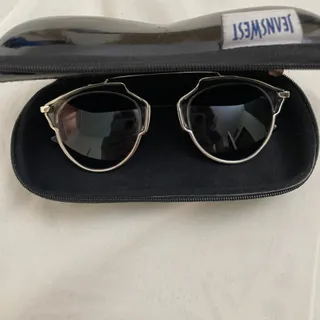 عینک شیشه الماسی