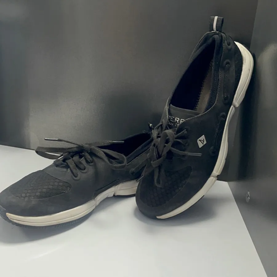 کتونی SPERRYسایز 36/5