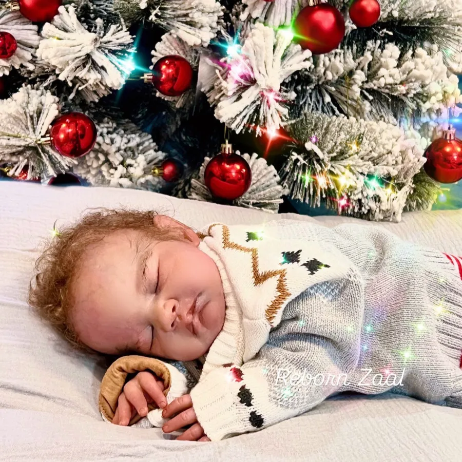 نوزاد دستساز August