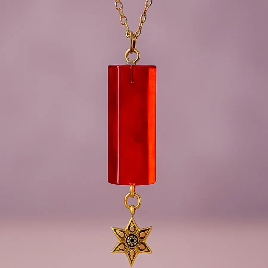 گردنبند رزینی مستطیل قرمز