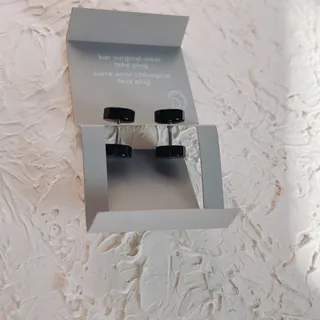 پیرسینگ گوش