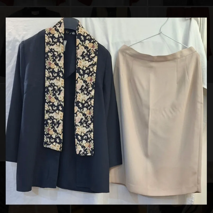 ست کت و دامن