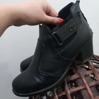 کفش نیم بوت چرم طبی