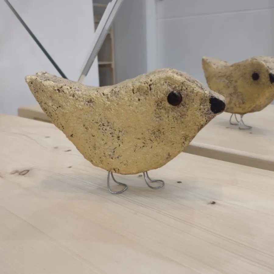 مجسمه دست ساز