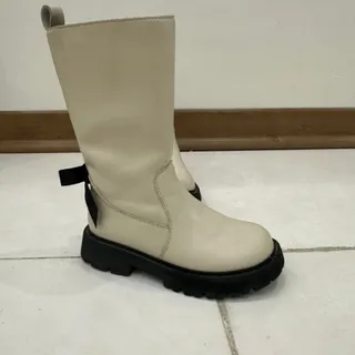 پوتین دخترانه