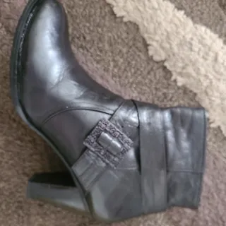 نیم بوت چرم