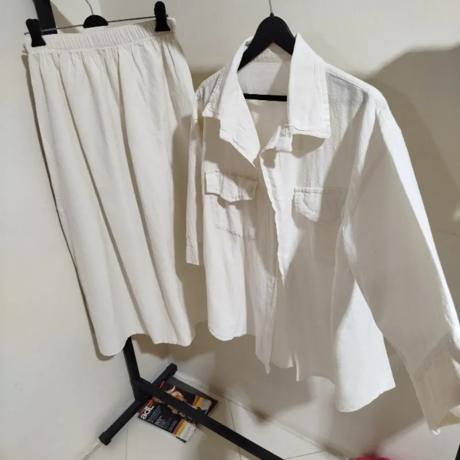 کت و دامن بلند