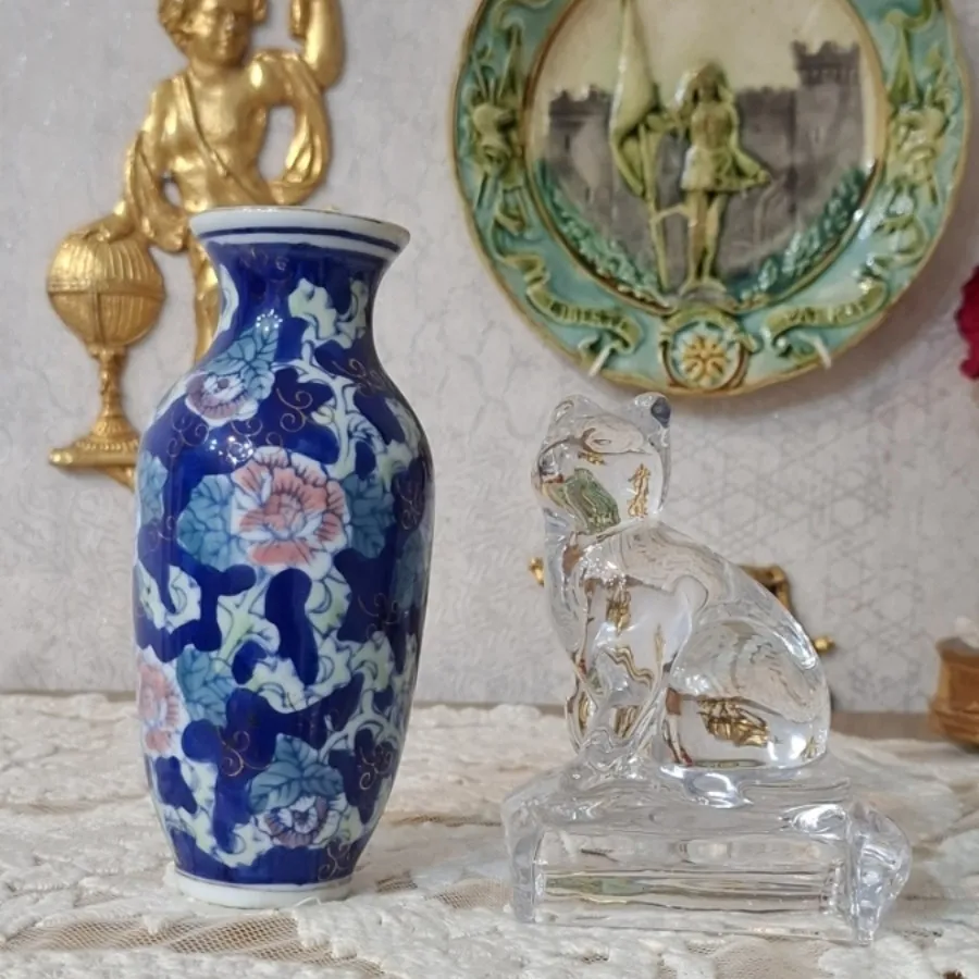 گلدان قدیمی