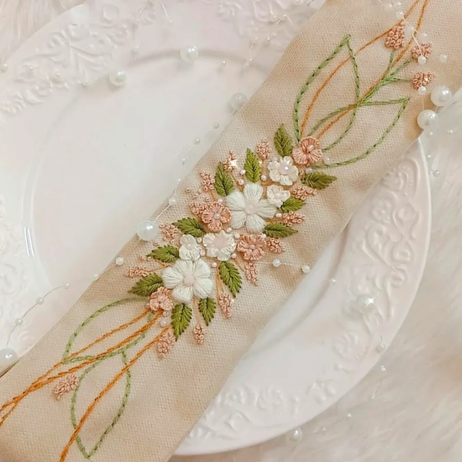 هدبند گلدوزی