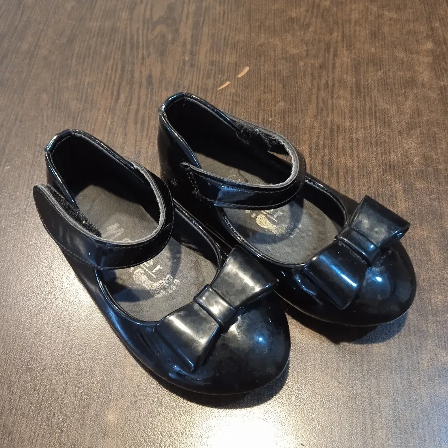 کفش ورنی دخترانه