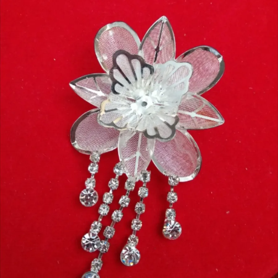 گل سینه رنگ ثابت