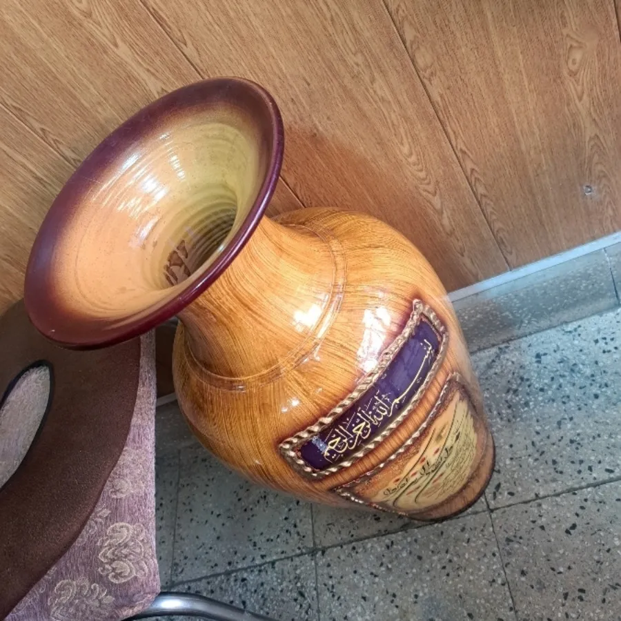 گلدان تزیینی