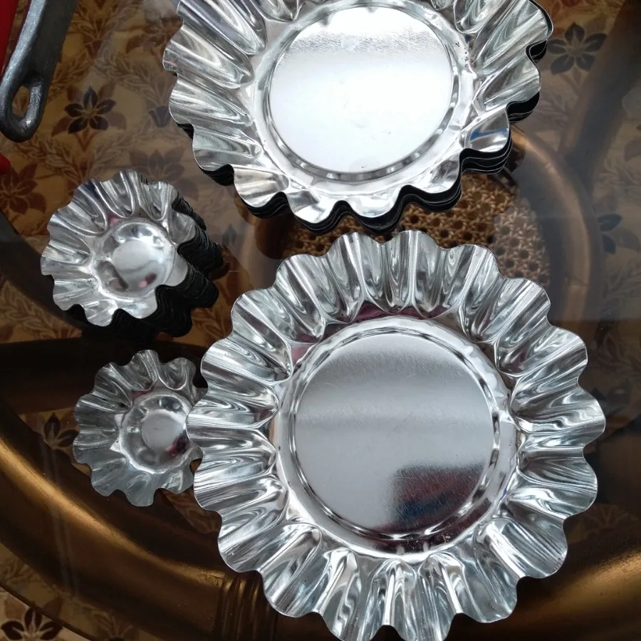 قالب کیک بزرگ و ریز