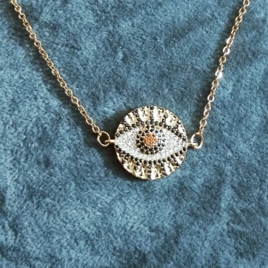 گردنبند چشم ونظرپر نگین