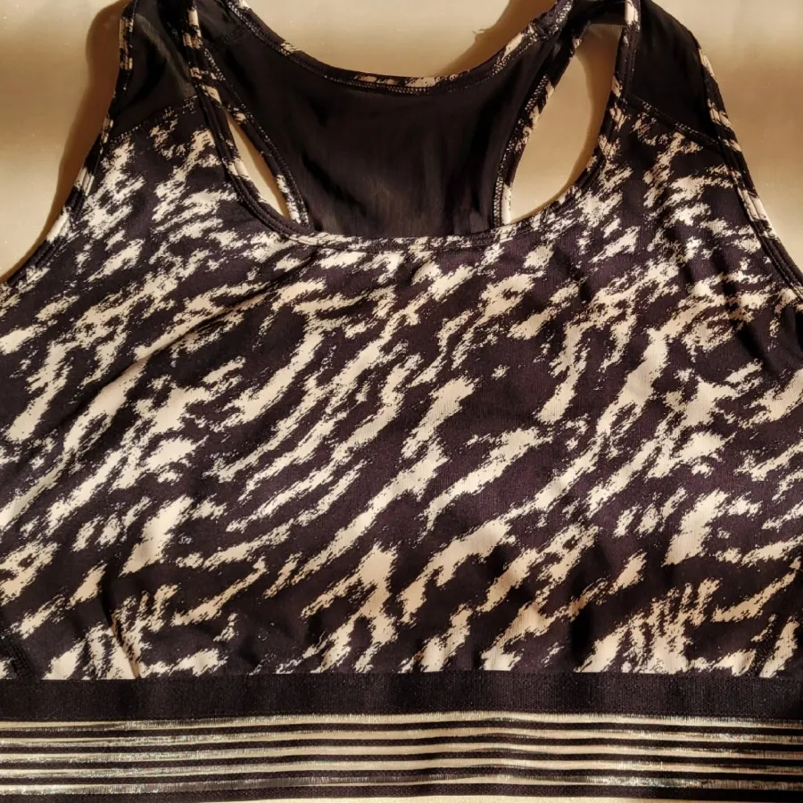 نیمتنه ورزشی سایزبزرگ