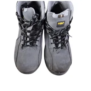 کفش ایمنی یا کفش کوه