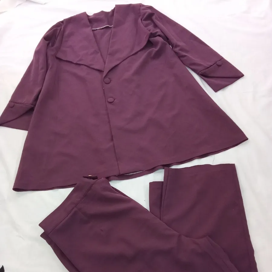 کت شلوار زنانه