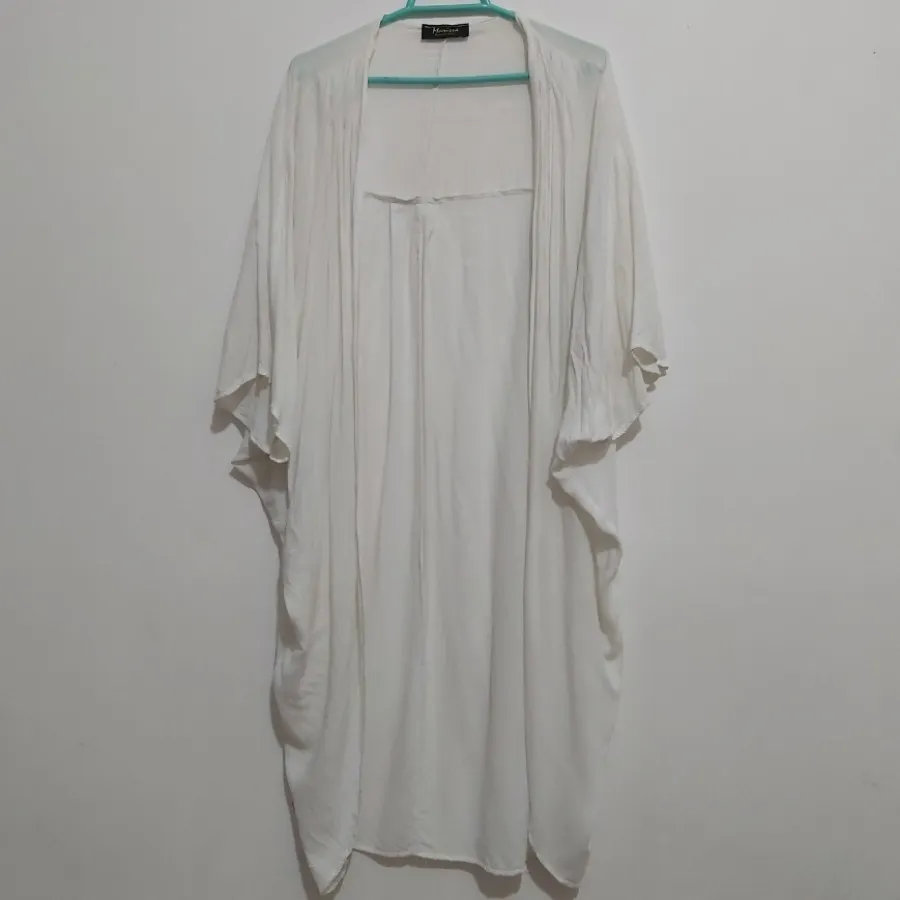 مانتو پانچ سفید