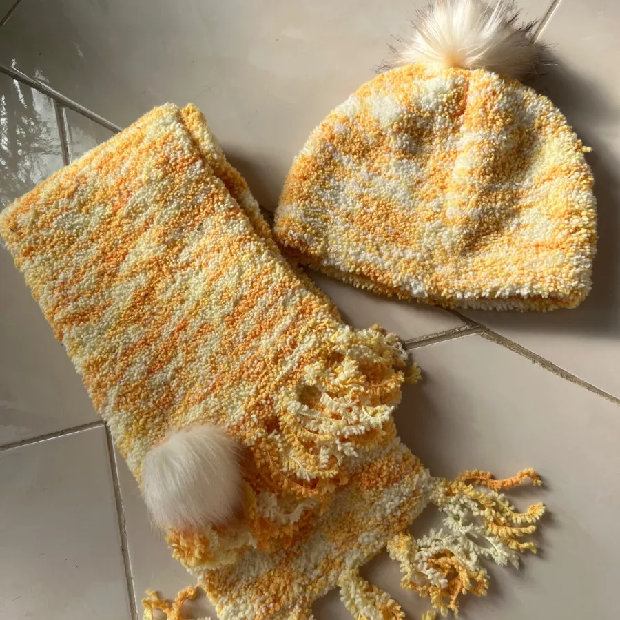 شال و کلاه دستباف