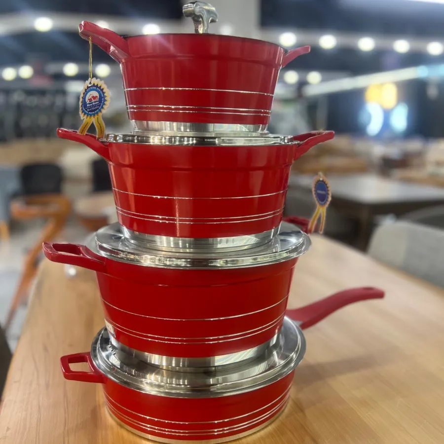 سرویس چدن 8 پارچه new hom