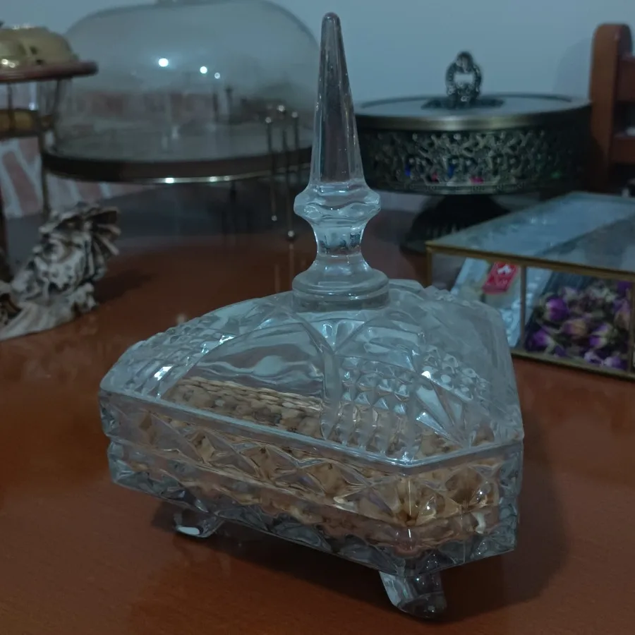 شکلات خوری کریستال