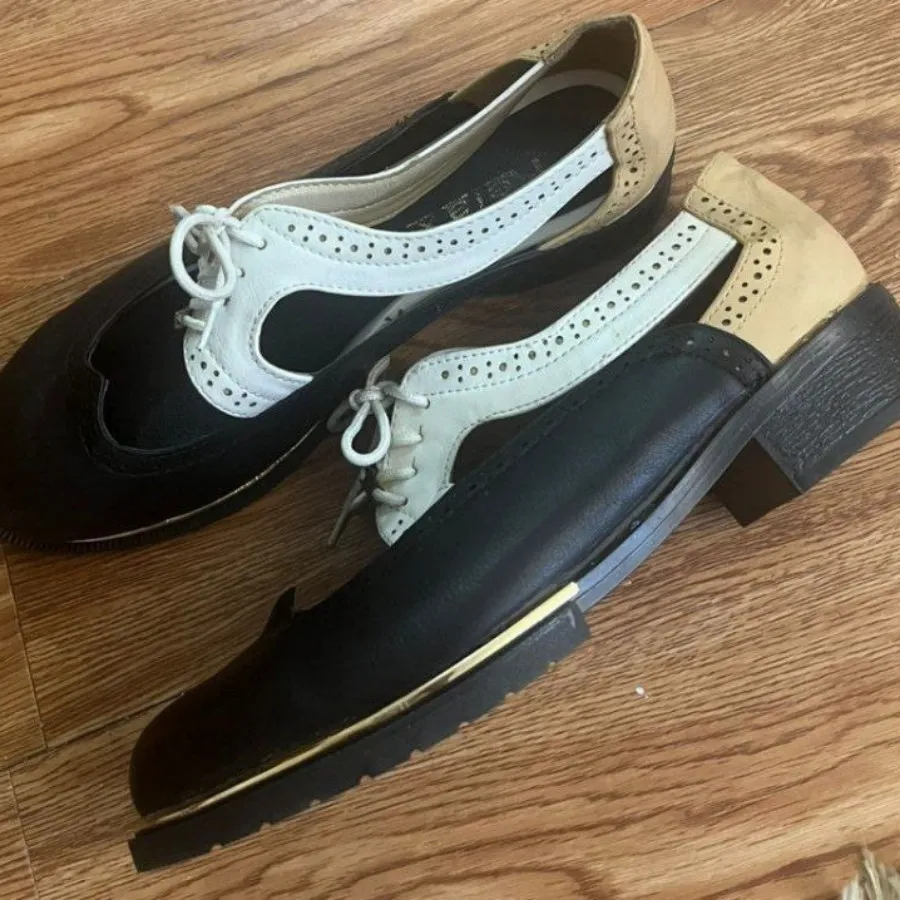کفش کلاسیک زیبا
