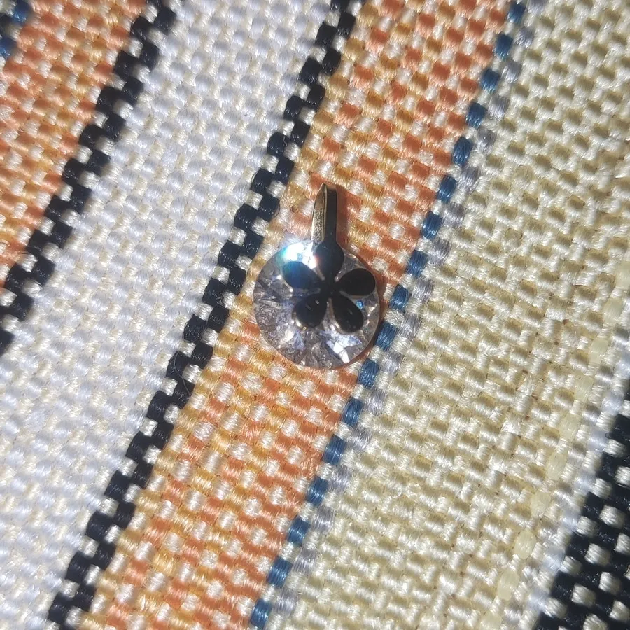 اویز نگینی الماسی