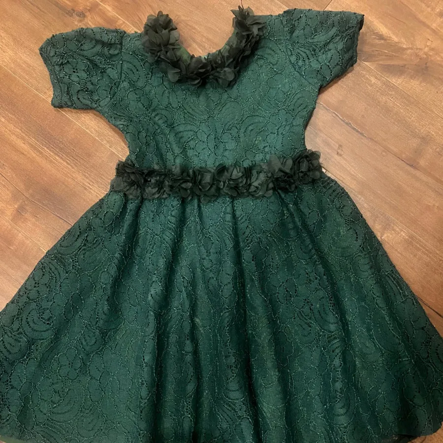 لباس مجلسی گیپور سبز