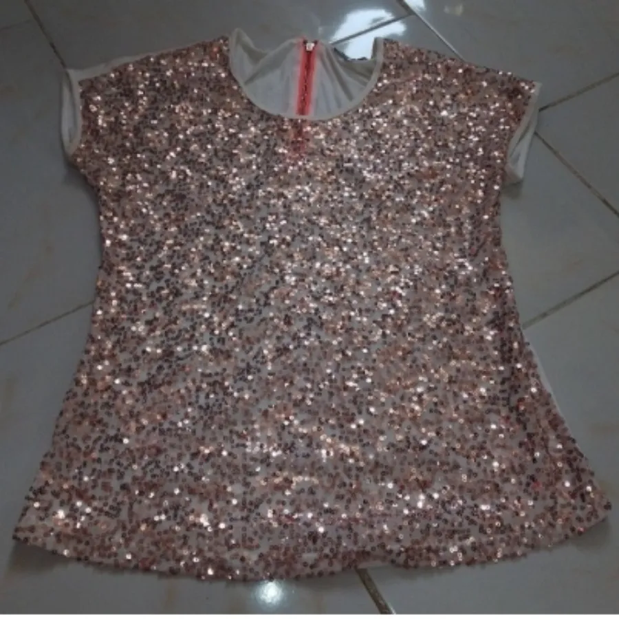 تیشرت پولکی