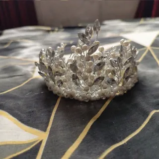 تاج شکوفه ای