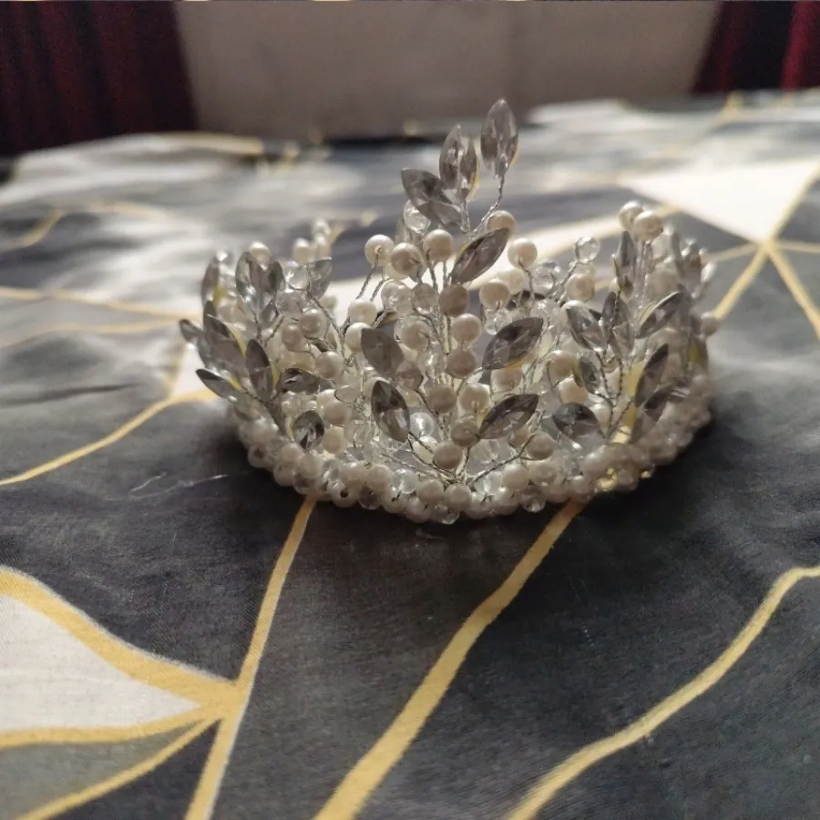 تاج شکوفه ای