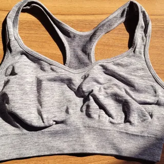 نیمتنه ورزشی