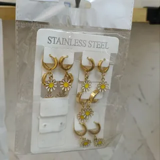 گوشواره بابونه