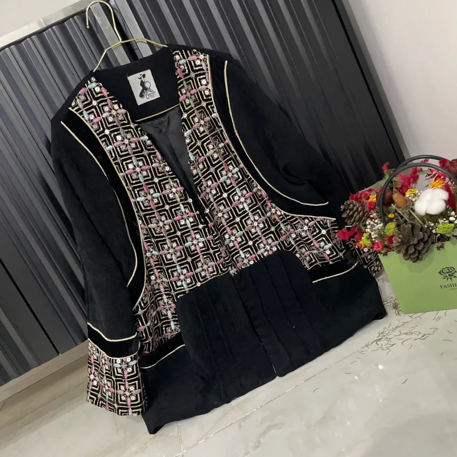 کت سوزن دوزی