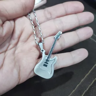 گردنبند گیتار
