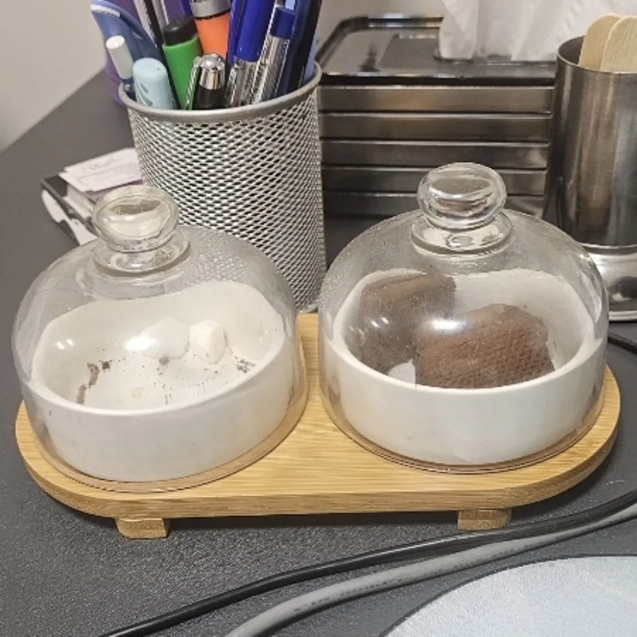 شکلات خوری یا قندون