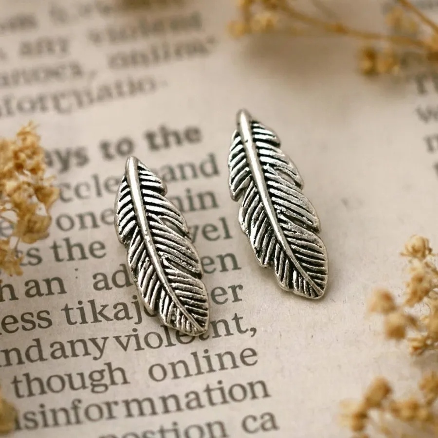 گوشواره طرح برگ ظریف