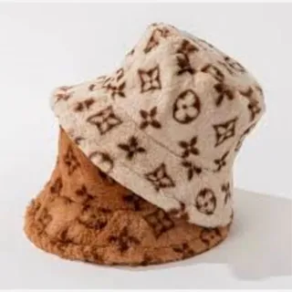 کلاه باکت  لویی ویتون