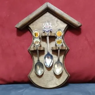 قاشق اروپایی پلاکدار