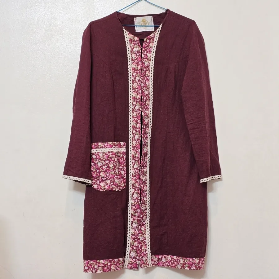 مانتو. سنتی زرشکی