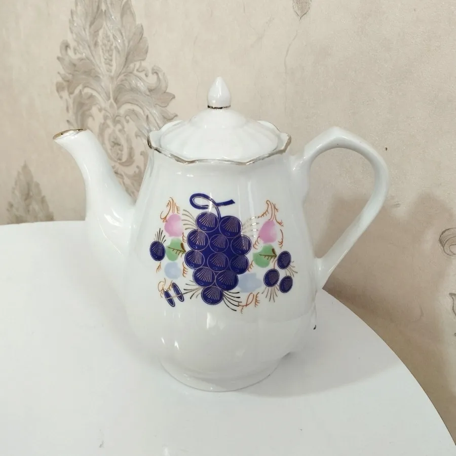 قوری انگوری