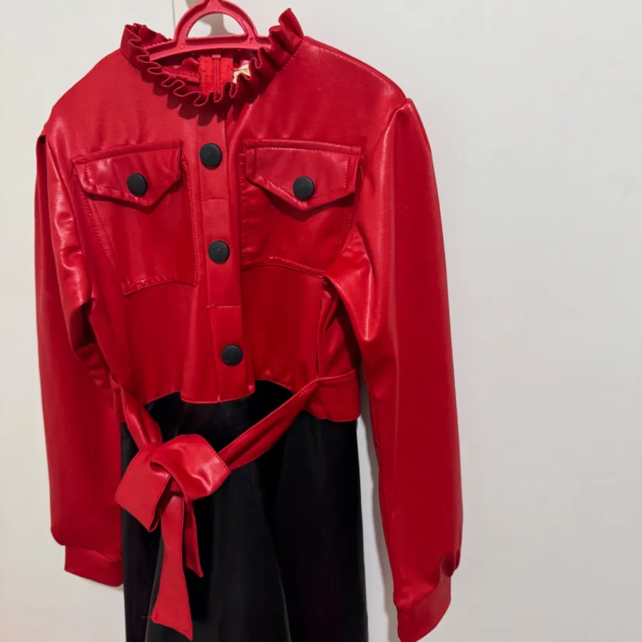 پیراهن بچگانه